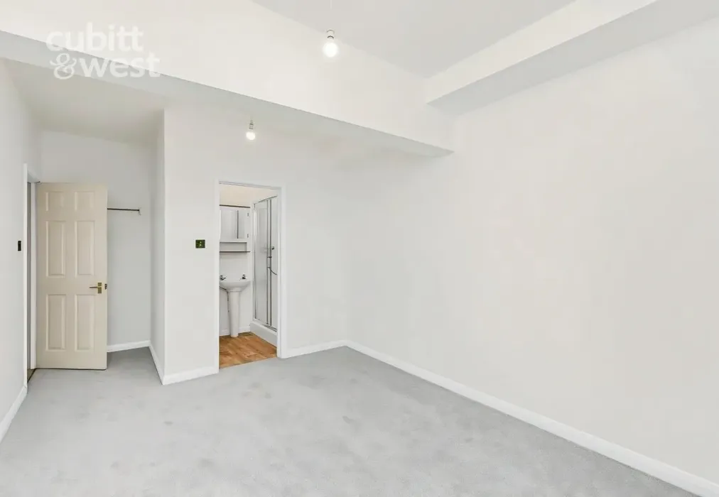 Bedroom - High Street, Nutley, TN22 - Wards of Kent