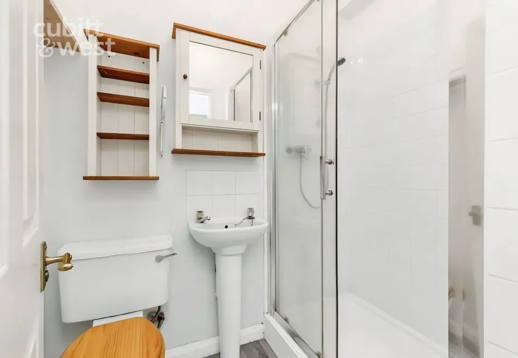 Shower Room - High Street, Nutley, TN22 - Wards of Kent