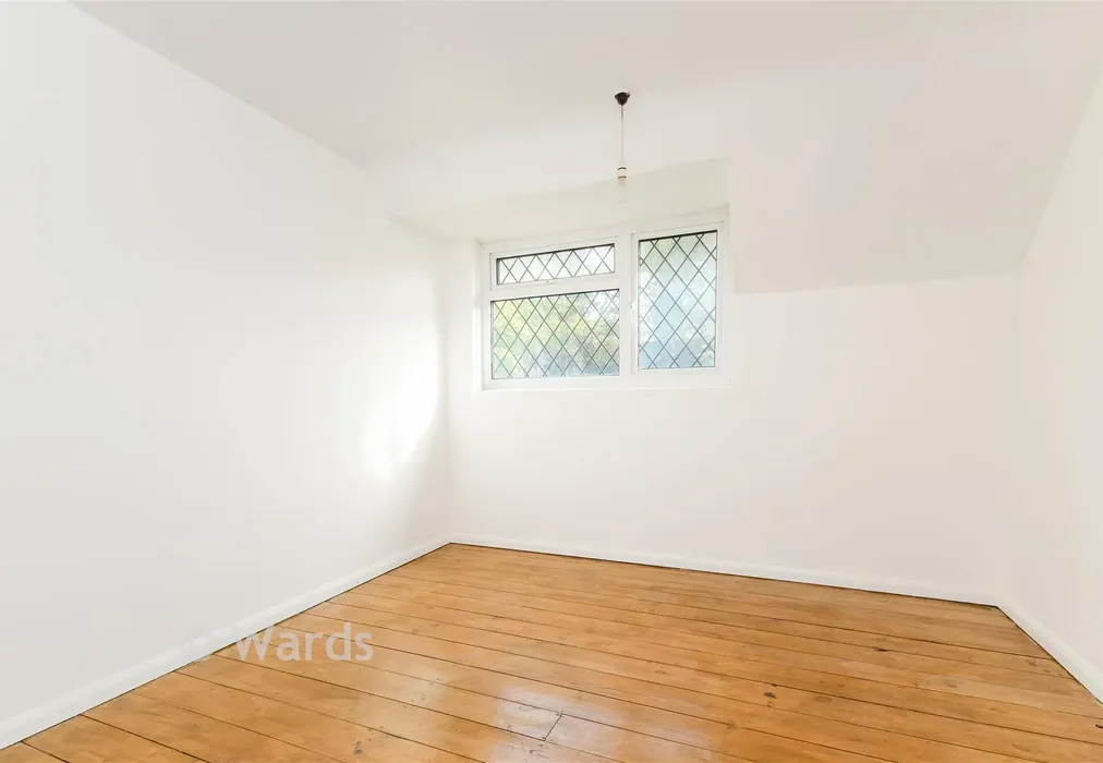 Bedroom 2 - St. Columba's Close, Gravesend, Kent - Wards of Kent