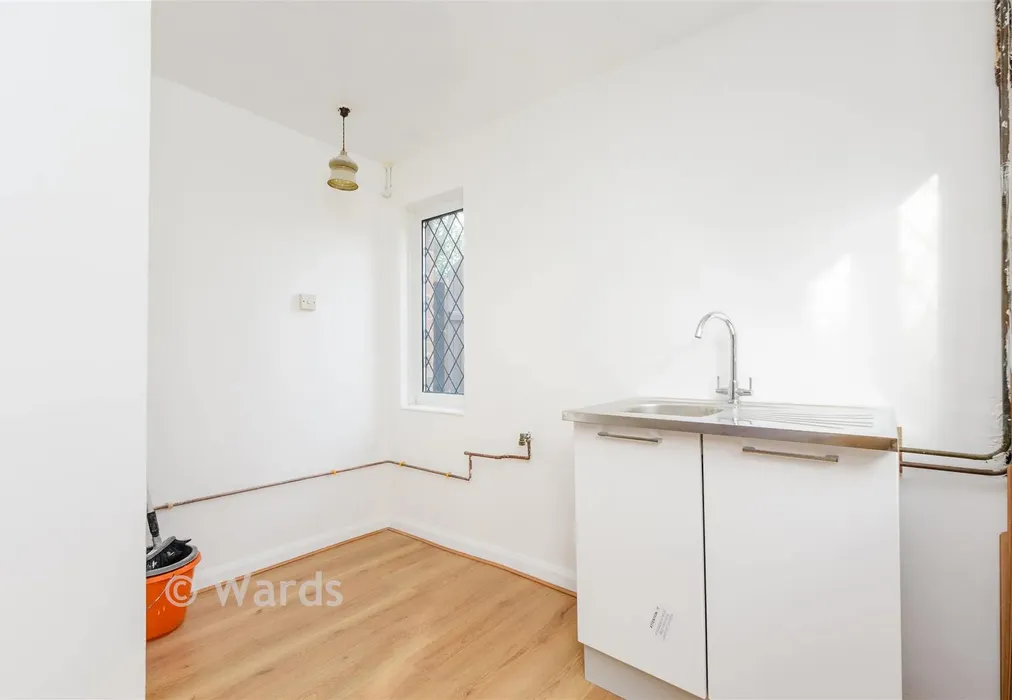 Kitchen - St. Columba's Close, Gravesend, Kent - Wards of Kent