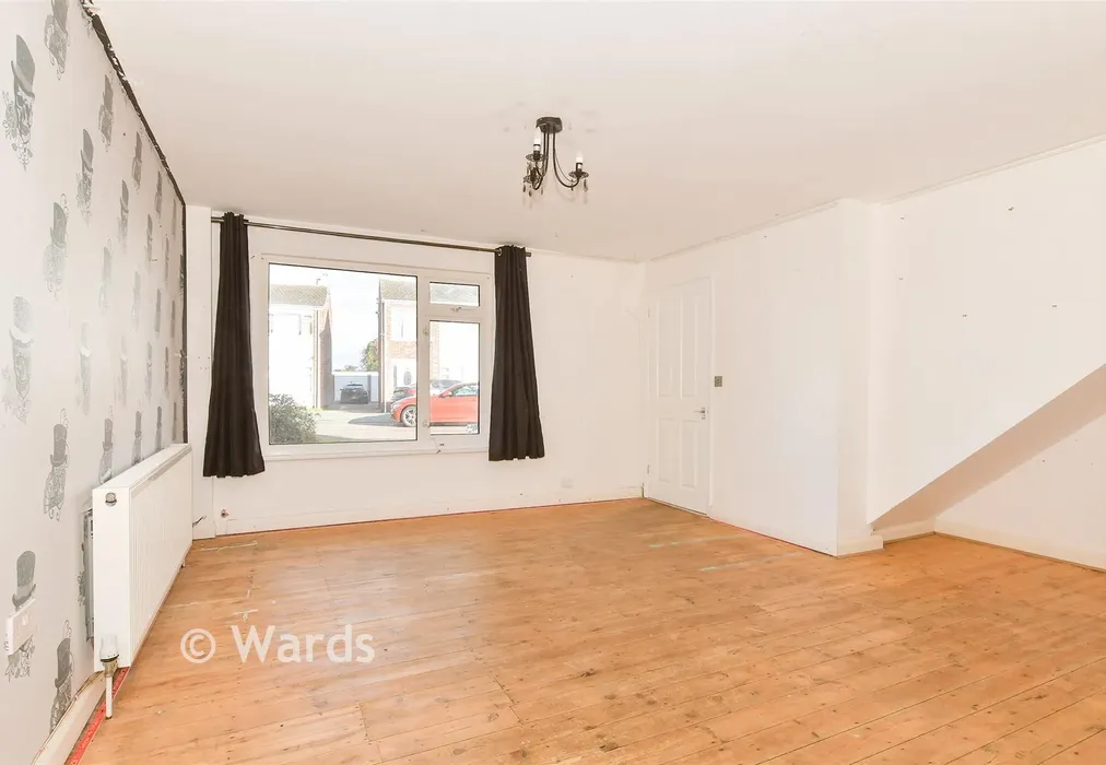 Lounge - Pannell Road, Isle Of Grain, Rochester, Kent - Wards of Kent