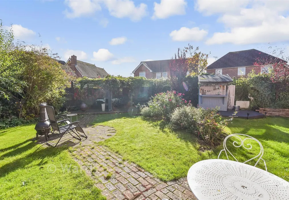 Rear Garden - Anson Avenue, West Malling, Kent - Wards of Kent