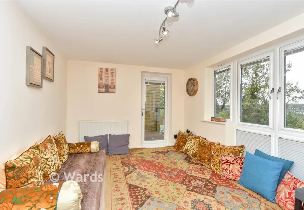 Lounge - Ward View, Chatham, Kent - Wards of Kent