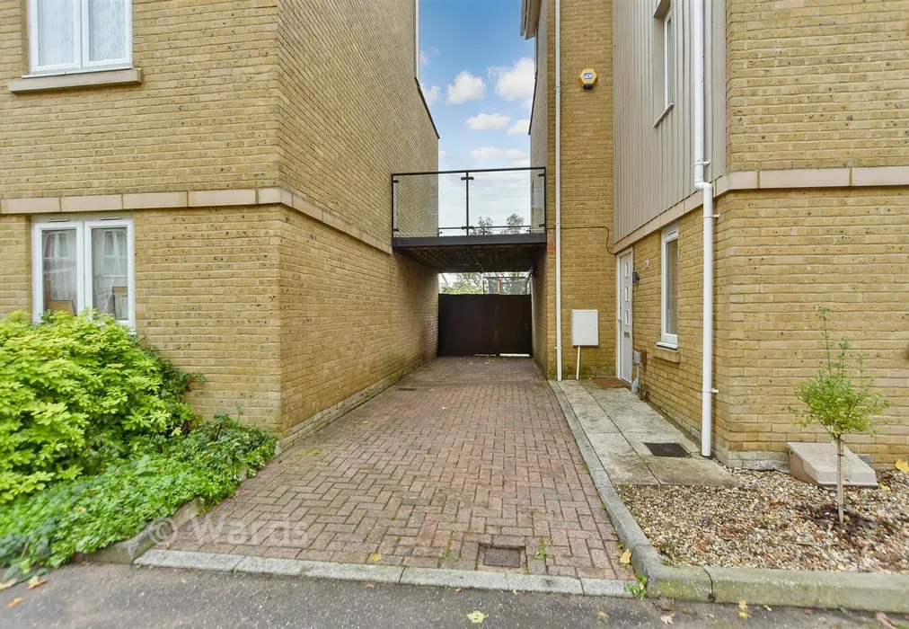 Driveway - Ward View, Chatham, Kent - Wards of Kent