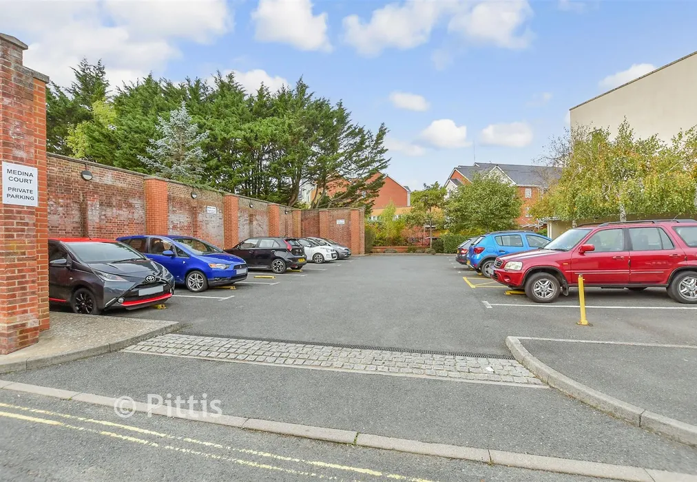 Driveway/Parking - Old Westminster Lane, Newport, Isle of Wight - Wards of Kent
