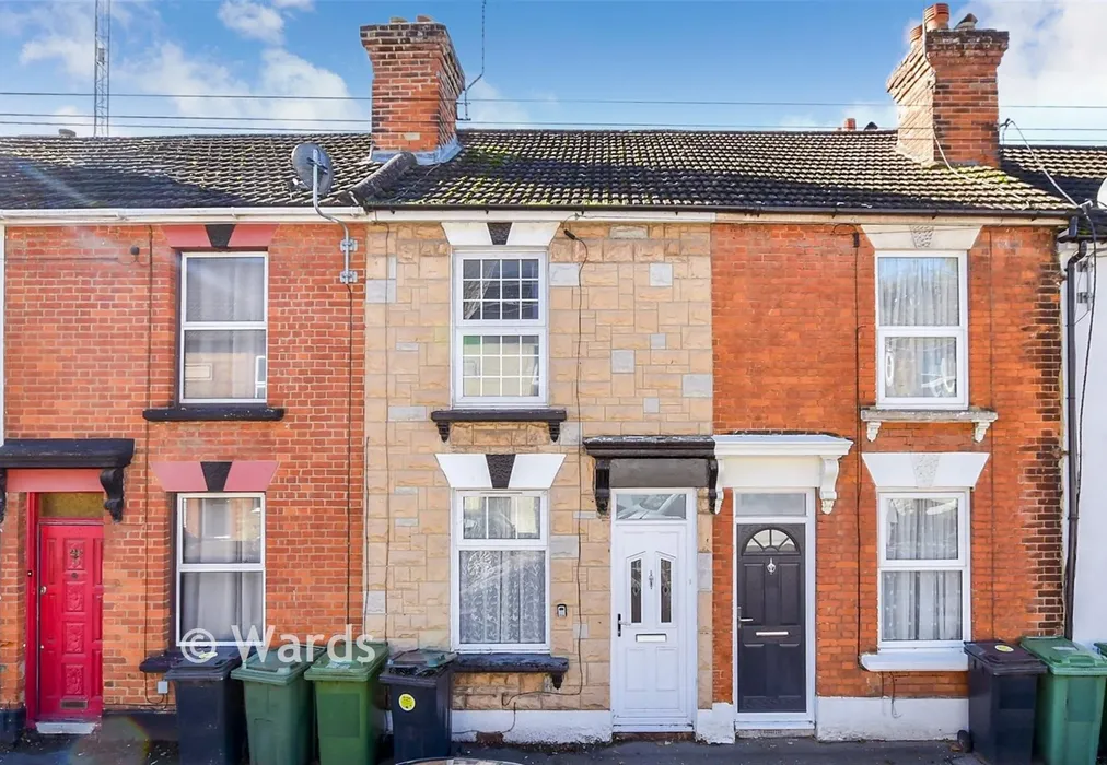 Front Web - Gladstone Road, Penenden Heath, Maidstone, Kent - Wards of Kent