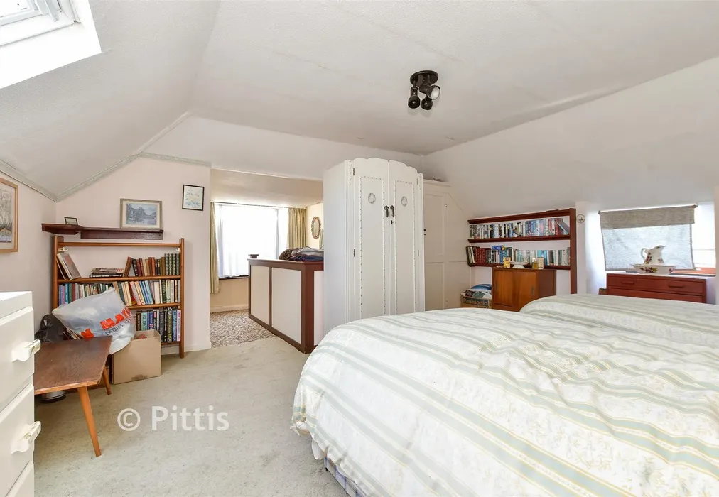 Bedroom 3 - Copse Lane, Freshwater, Isle of Wight - Wards of Kent