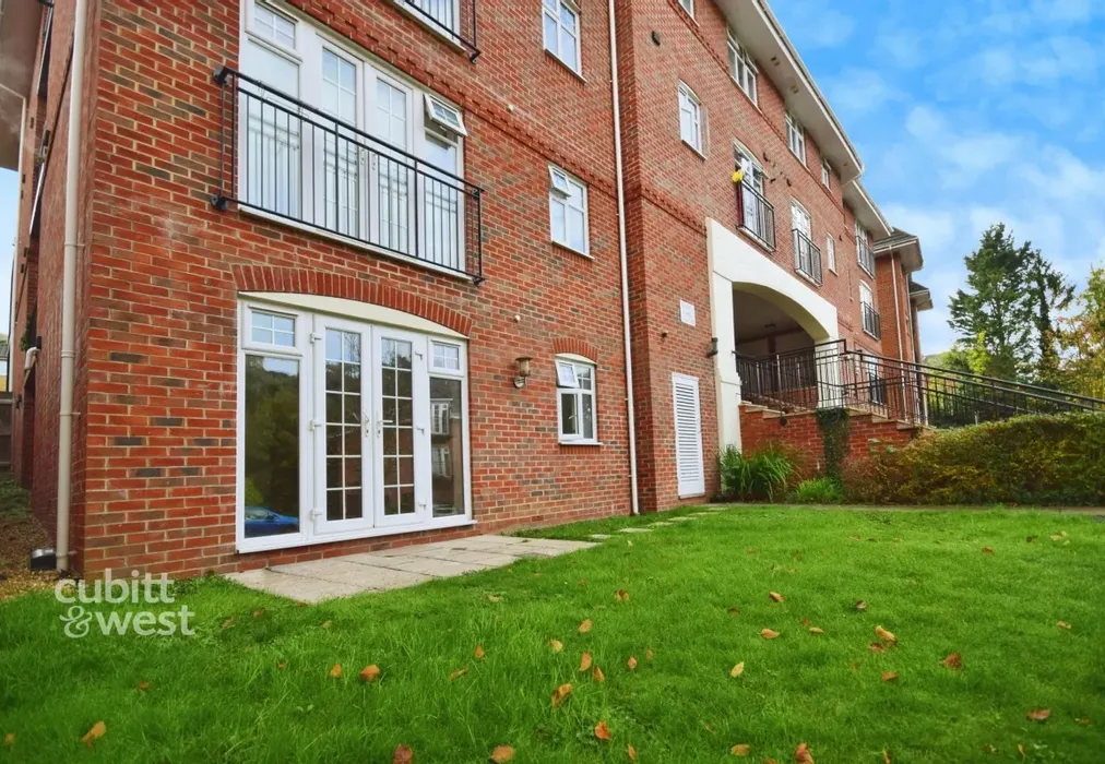 user_edited_photo... - Ashton Court Croydon Road CR3 - Wards of Kent