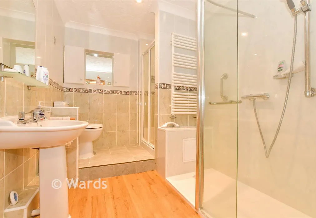 Shower Room - Victoria Road, Deal, Kent - Wards of Kent