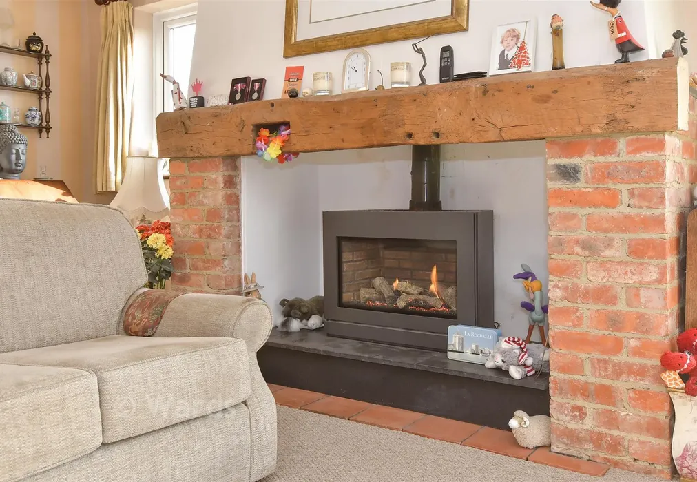 Internal Feature - Victoria Road, Deal, Kent - Wards of Kent