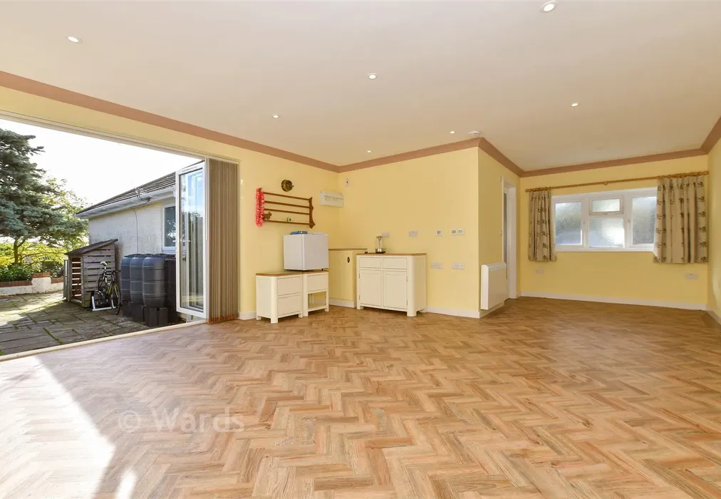 Ancillary Living Room - Victoria Road, Deal, Kent - Wards of Kent