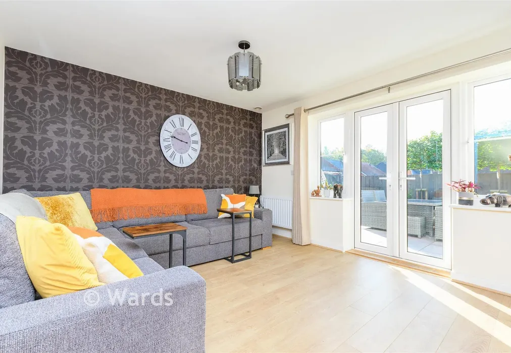 Lounge - Hazelbourne Avenue, Sevenoaks, Kent - Wards of Kent
