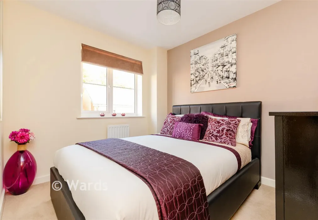 Bedroom 2 - Hazelbourne Avenue, Sevenoaks, Kent - Wards of Kent