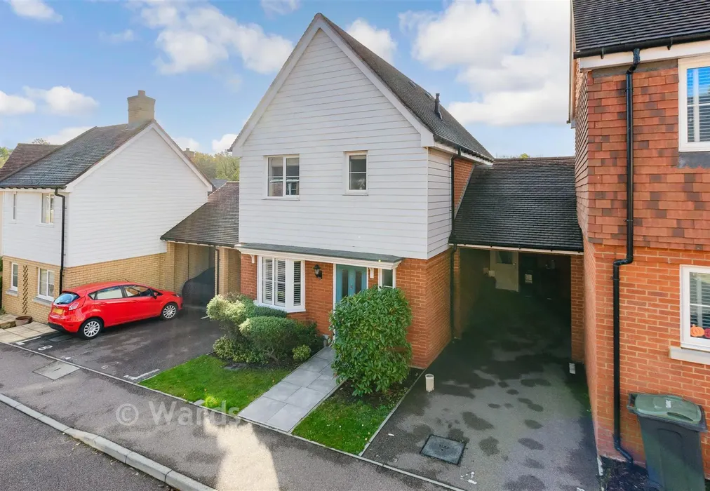 External (Web) - Hazelbourne Avenue, Sevenoaks, Kent - Wards of Kent