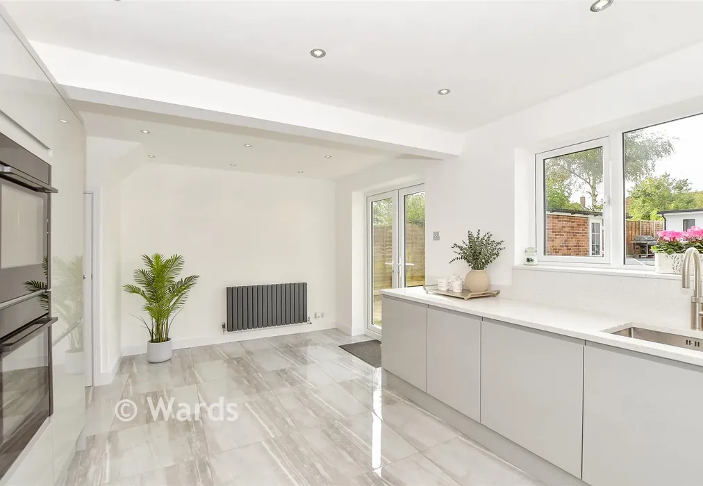 Kitchen/Diner - Purcell Avenue, Tonbridge, Kent - Wards of Kent