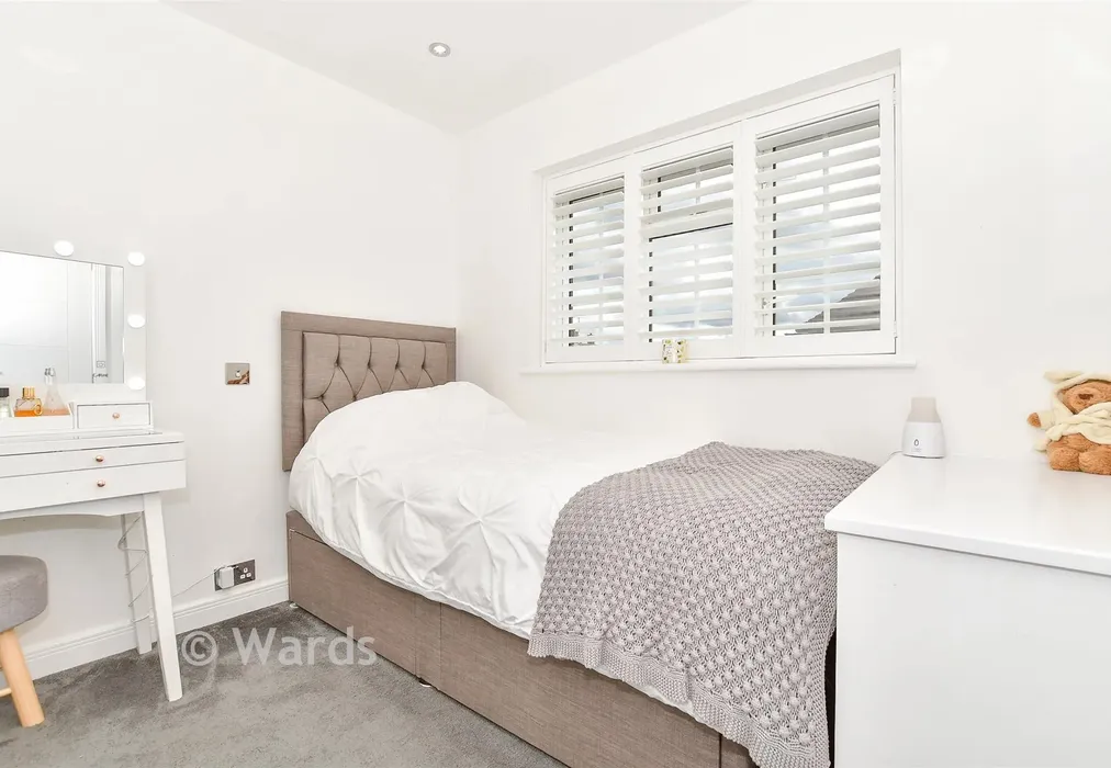 Bedroom 3 - Purcell Avenue, Tonbridge, Kent - Wards of Kent