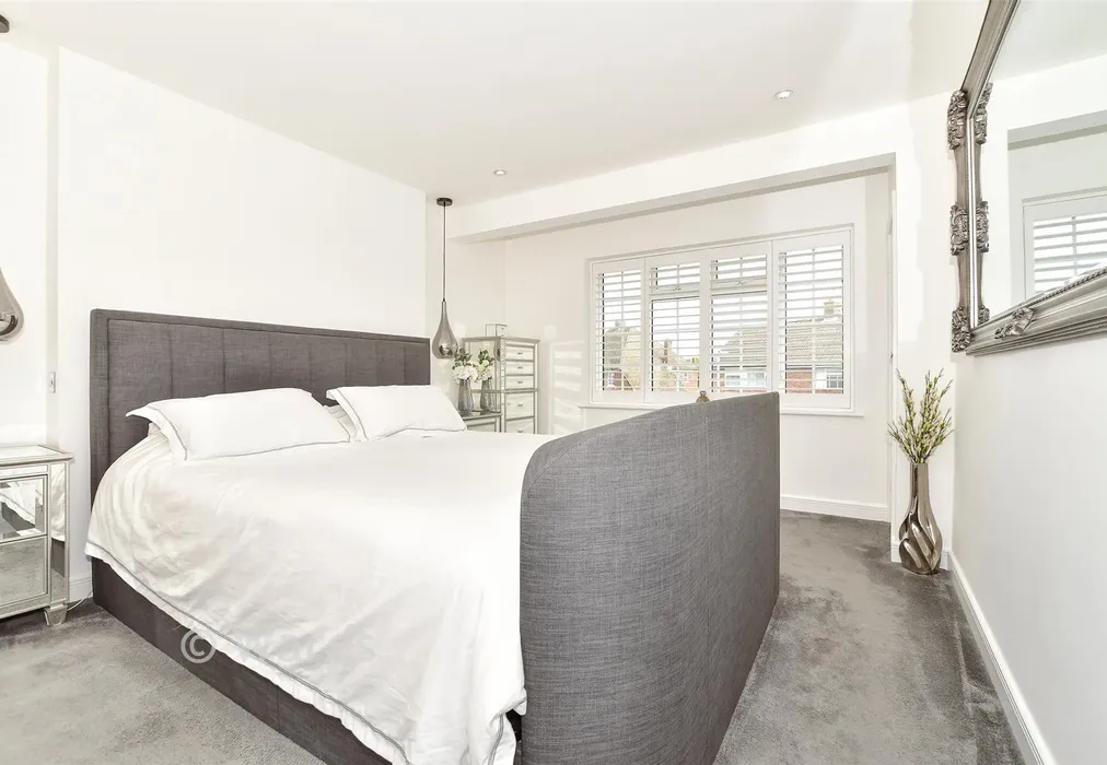 Bedroom 1 - Purcell Avenue, Tonbridge, Kent - Wards of Kent