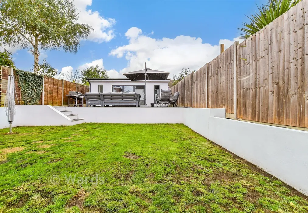 Rear Garden - Purcell Avenue, Tonbridge, Kent - Wards of Kent