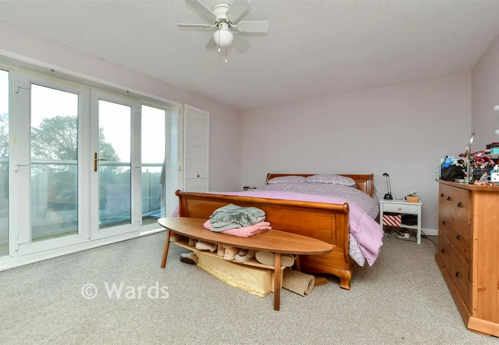Bedroom 1 - Stone Road, Broadstairs, Kent - Wards of Kent