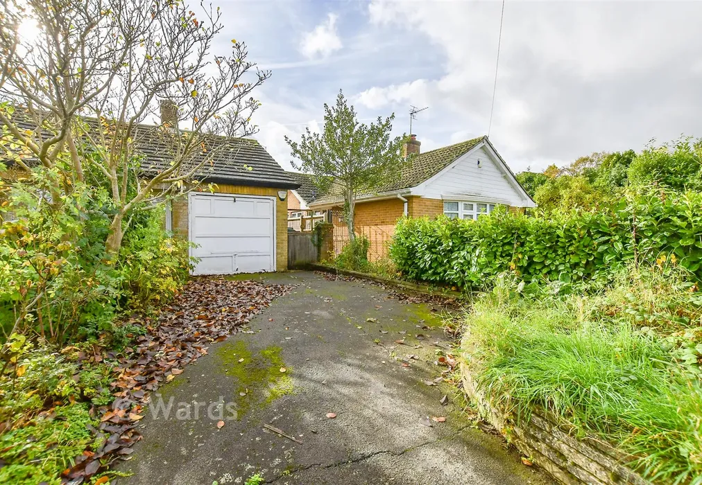 Garage - White Horse Lane, Otham, Maidstone, Kent - Wards of Kent