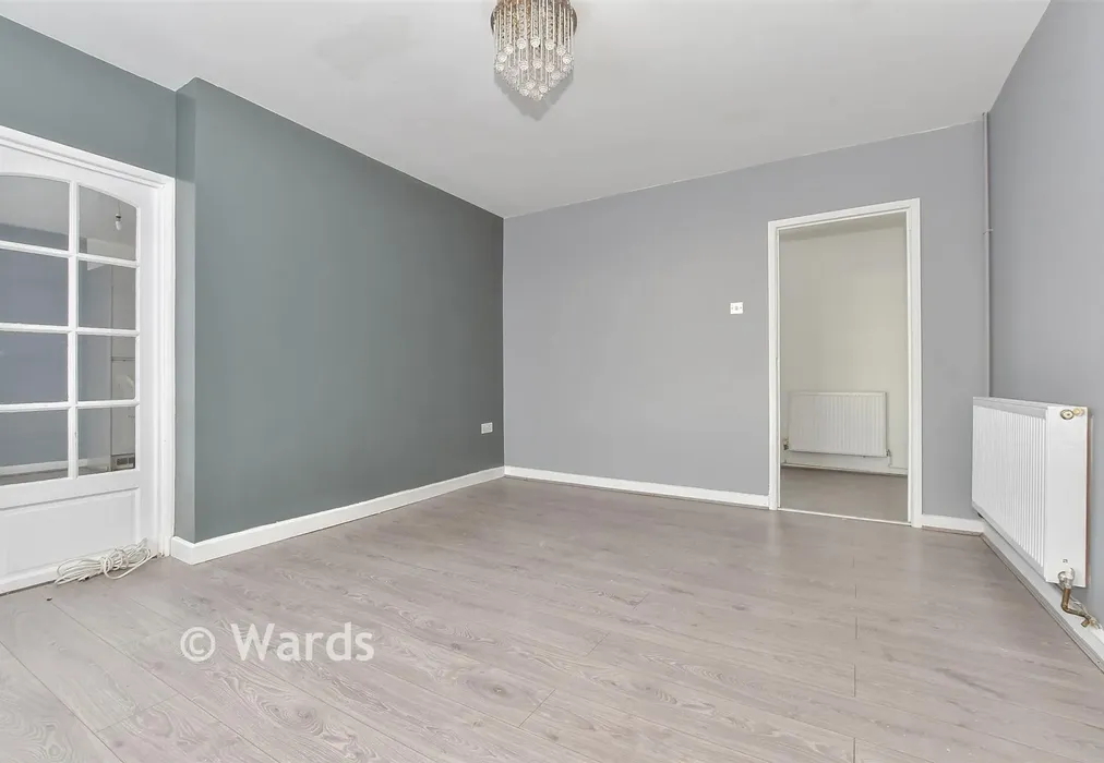 Lounge - Chaucer Crescent, Dover, Kent - Wards of Kent