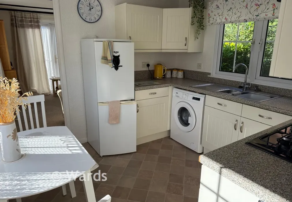 Kitchen - Riverside Park, East Farleigh, Maidstone, Kent - Wards of Kent