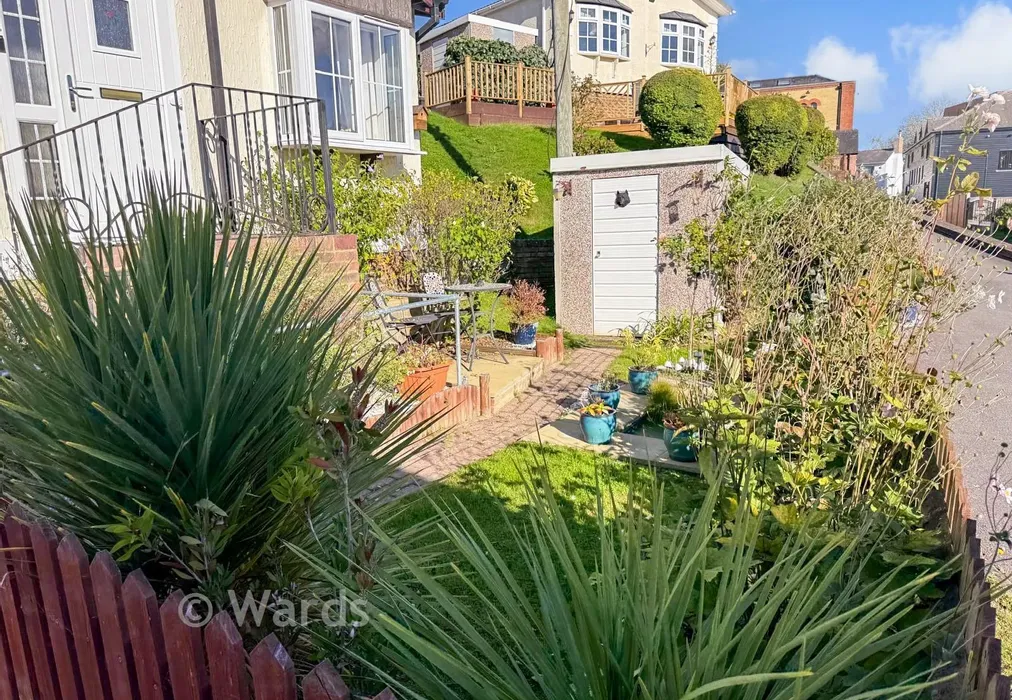 Garden - Riverside Park, East Farleigh, Maidstone, Kent - Wards of Kent