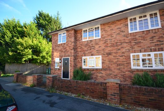 Spiro Close Pulborough RH20 - Wards of Kent