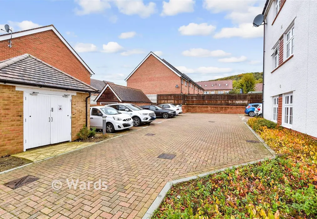Driveway/Parking - Limeburners Drive, Halling, Kent - Wards of Kent