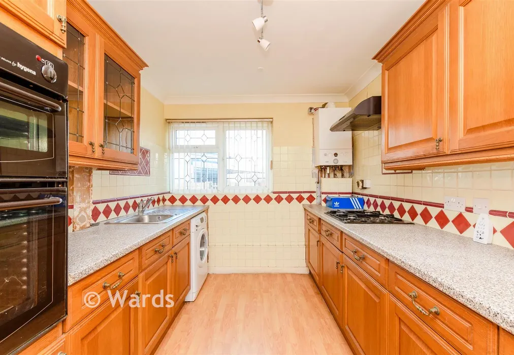 Kitchen - Milton Road, Swanscombe, Kent - Wards of Kent