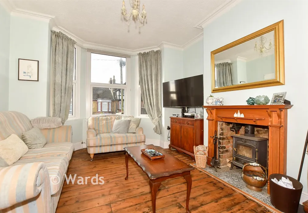 Lounge - Buckland Avenue, Dover, Kent - Wards of Kent