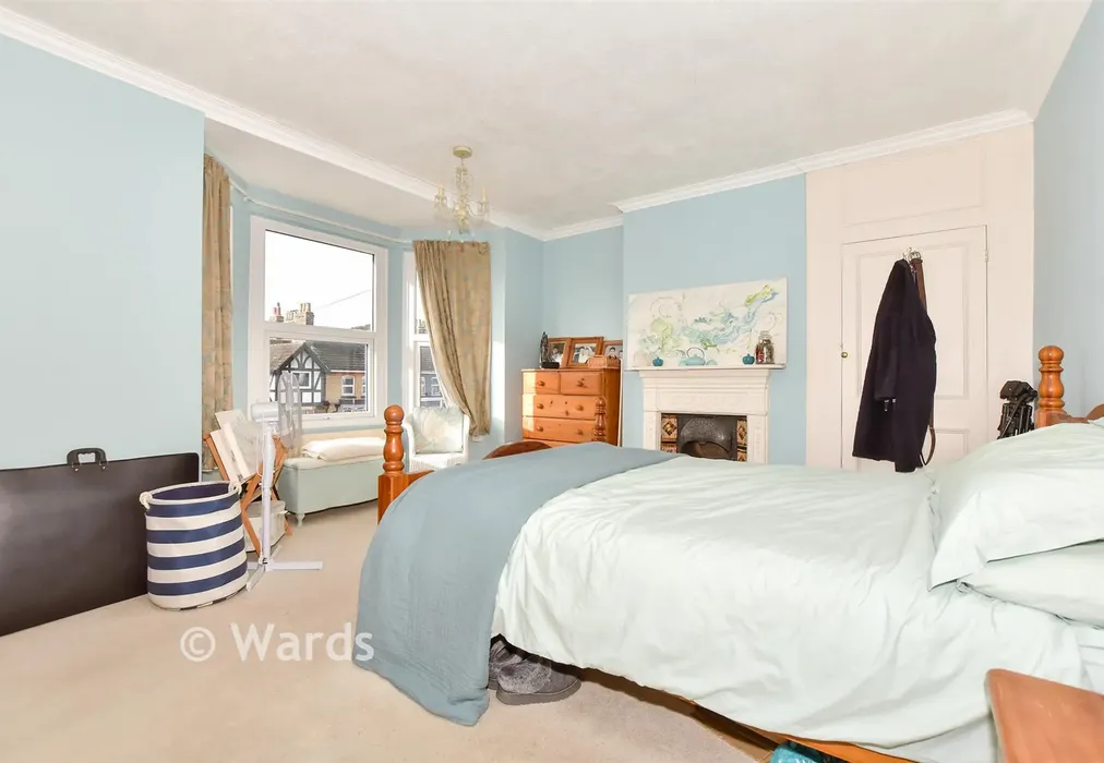 Bedroom 1 - Buckland Avenue, Dover, Kent - Wards of Kent