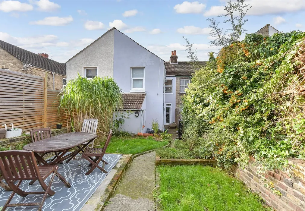 Rear Garden - Buckland Avenue, Dover, Kent - Wards of Kent