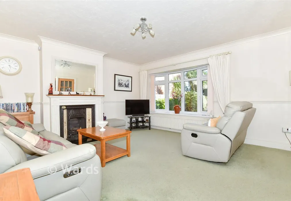Lounge - Frinstead Walk, Maidstone, Kent - Wards of Kent