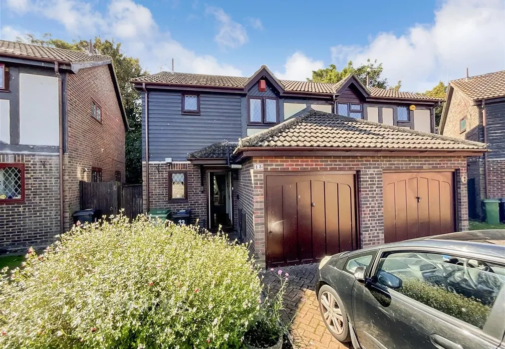 Front - Gleneagles Drive, Maidstone, Kent - Wards of Kent