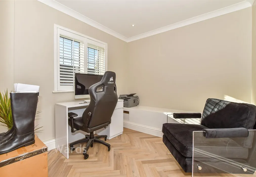 Study - Lenham Road, Kingswood, Maidstone, Kent - Wards of Kent