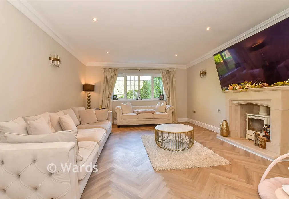 Lounge - Lenham Road, Kingswood, Maidstone, Kent - Wards of Kent