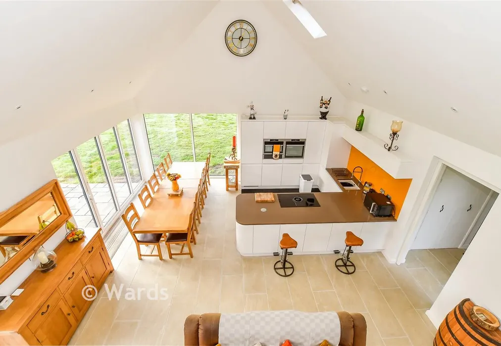 Internal Lifestyle Photograph - Pike Fish Lane, Paddock Wood, Tonbridge, Kent - Wards of Kent