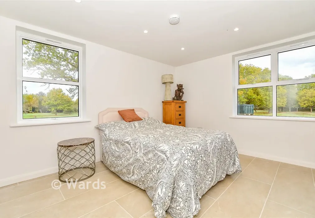 Bedroom 2 - Pike Fish Lane, Paddock Wood, Tonbridge, Kent - Wards of Kent
