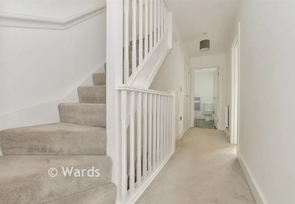 Landing - Mayers Road, Walmer, Deal, Kent - Wards of Kent