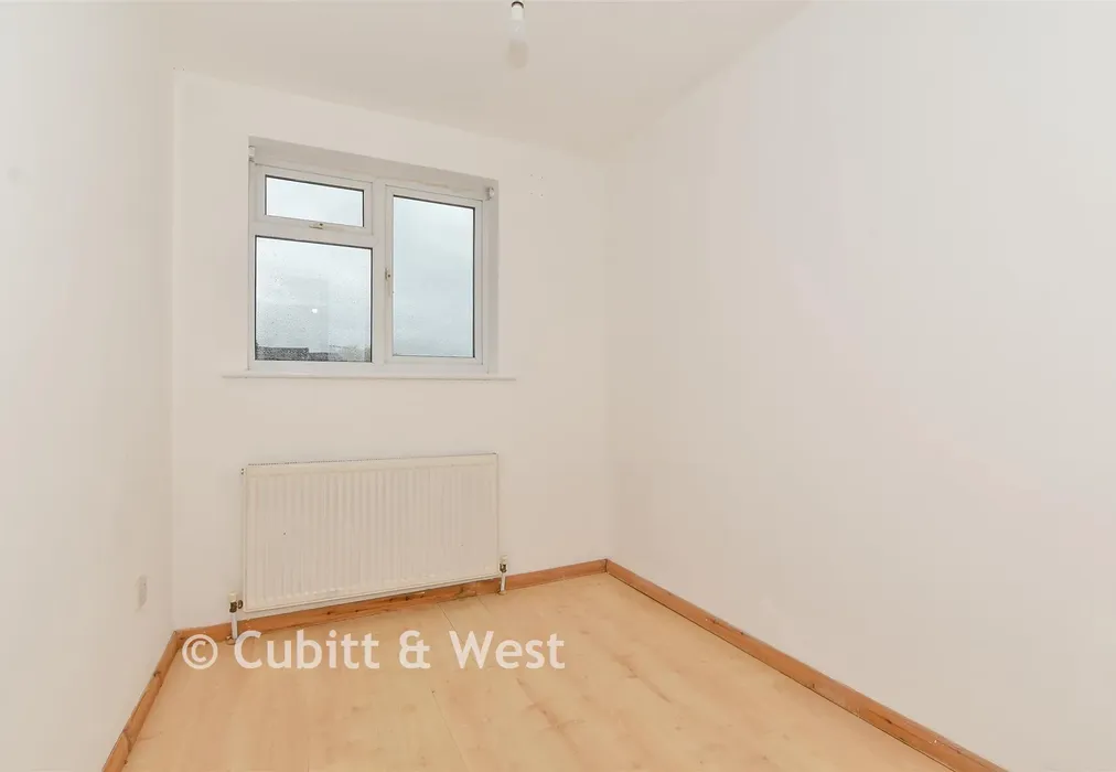 Bedroom 3 - Fulham Close, Crawley, West Sussex - Wards of Kent