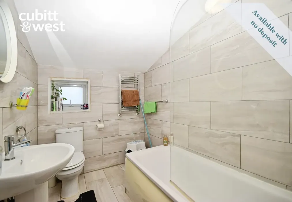 88a23f8d-DSC_4916 - Cedar Road Sutton SM2 - Wards of Kent