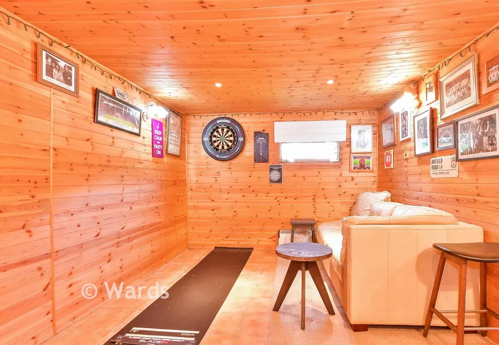 External Lifestyle Photograph - Cheney Road, Faversham, Kent - Wards of Kent