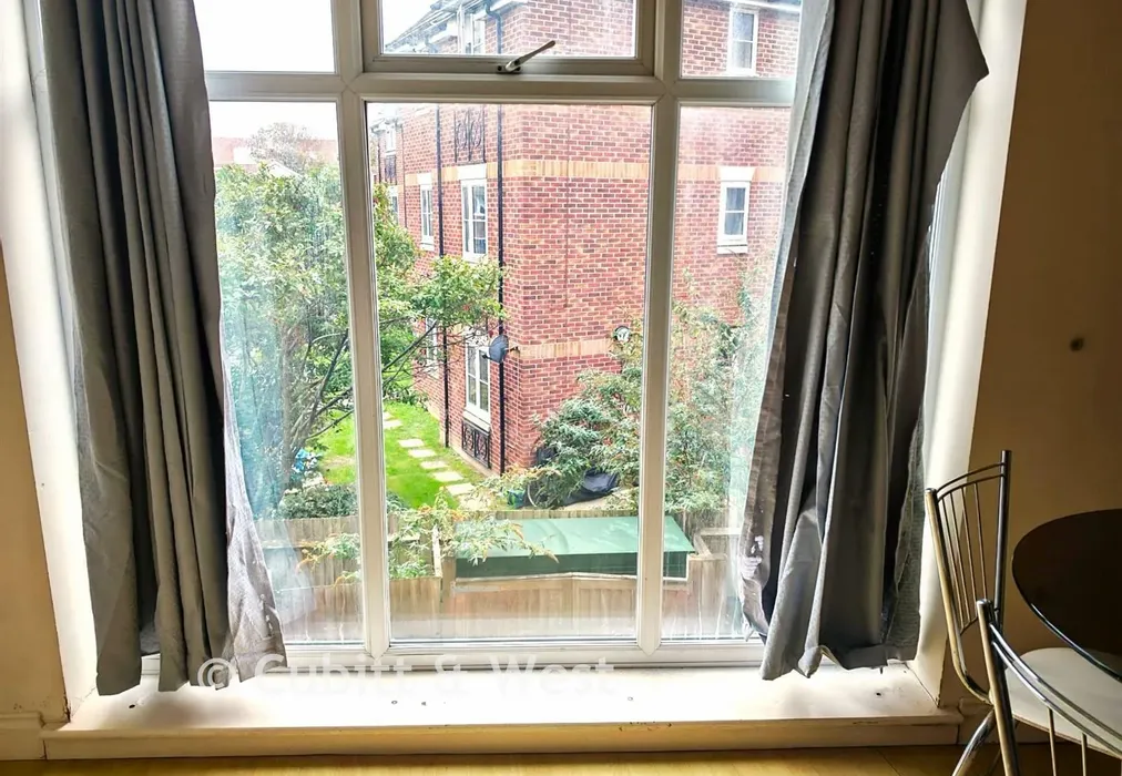 Window - Elm Grove, Southsea, Hampshire - Wards of Kent