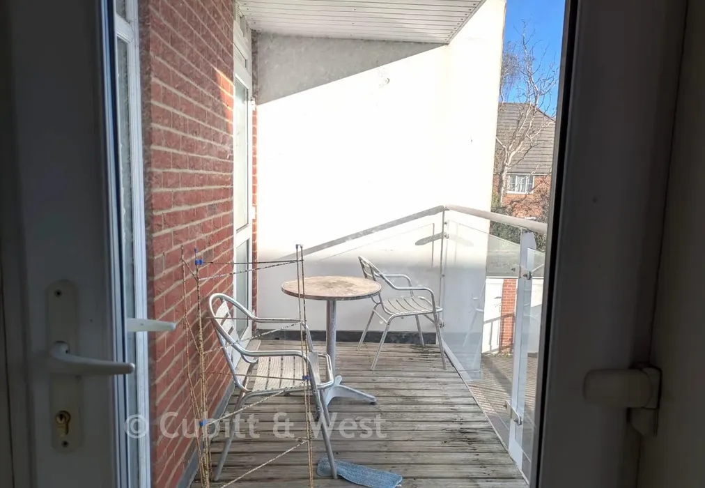 Balcony - Elm Grove, Southsea, Hampshire - Wards of Kent