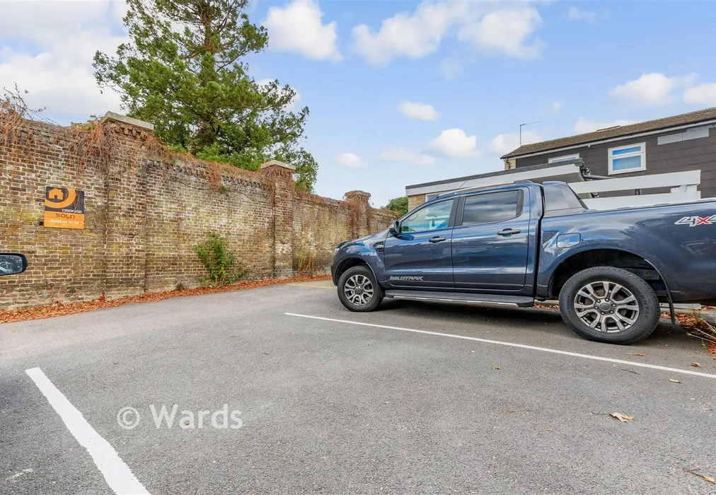 Driveway/Parking - Old Road West, Gravesend, Kent - Wards of Kent