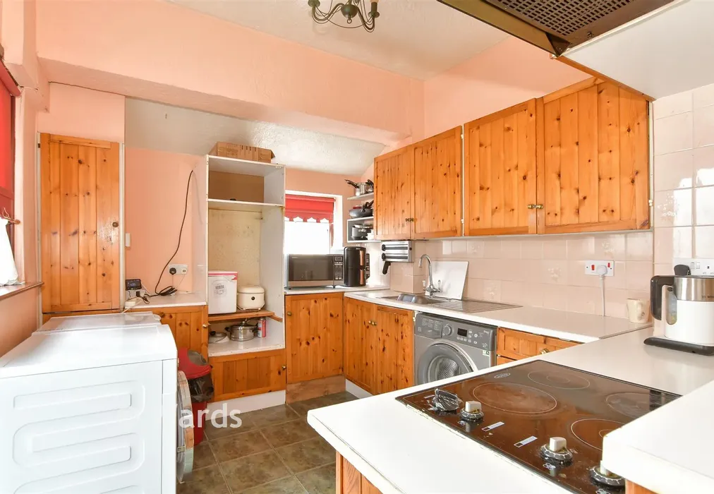 Kitchen - Alexandra Road, Sheerness, Kent - Wards of Kent