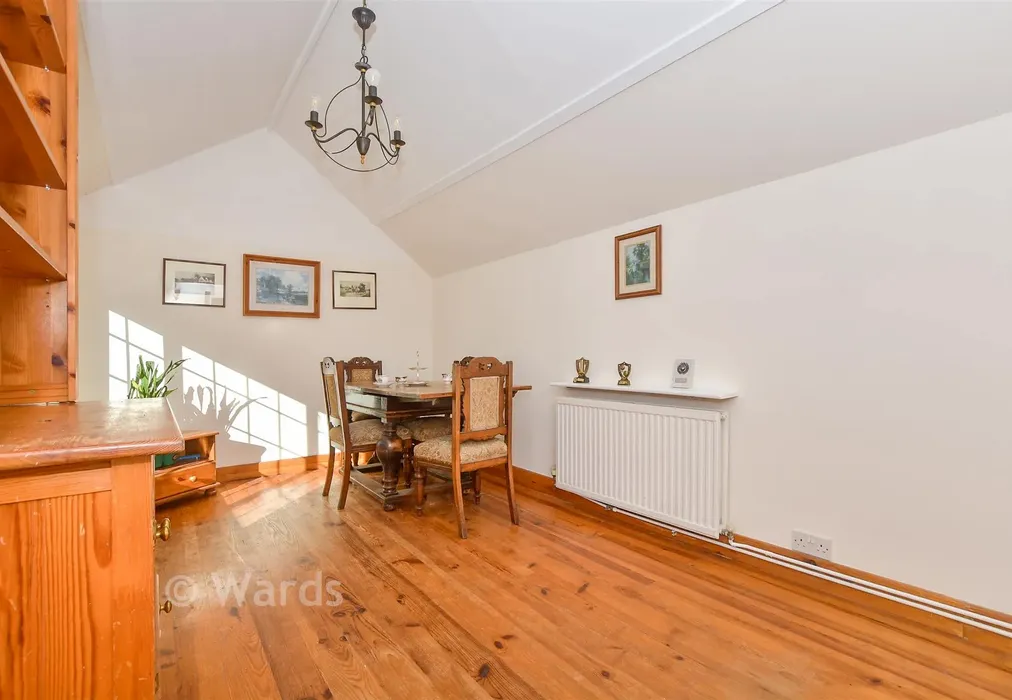 Entrance Hall - Wilsley Pound, Sissinghurst, Kent - Wards of Kent
