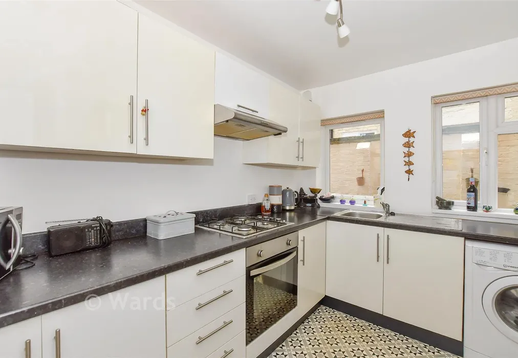 Kitchen - Hastings Road, Maidstone, Kent - Wards of Kent