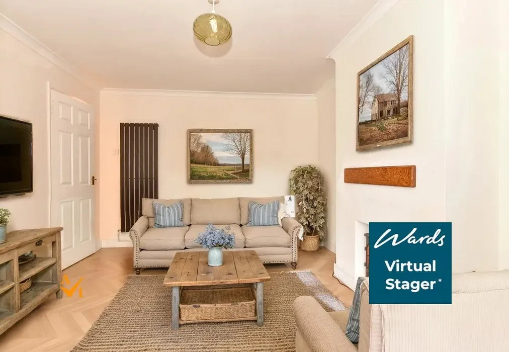 Lounge (Farmhouse style) - Dryland Road, Snodland, Kent - Wards of Kent